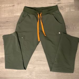 Figs- Moss XS regular Yola pants